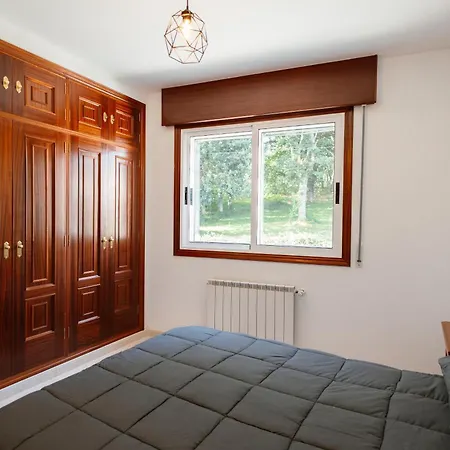 Casa Bella Lalin- 4 Double Bedroom Galician Country Home! Holiday home *