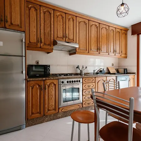 Holiday home Casa Bella Lalin- 4 Double Bedroom Galician Country Home!
