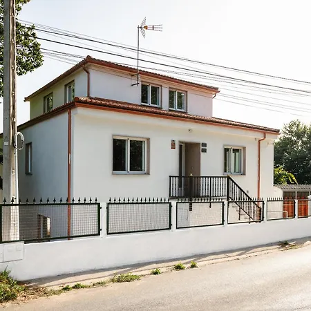Holiday home Casa Bella Lalin- 4 Double Bedroom Galician Country Home! Pontevedra