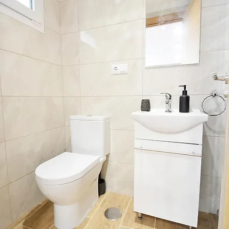 Holiday home Galihost - Casa Con Jardin En