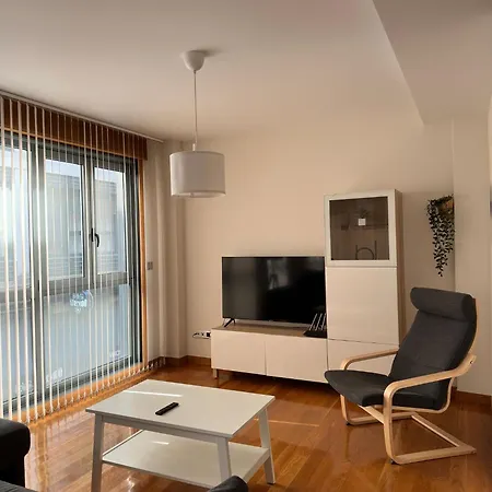Coco Pardal, Apartment Pontevedra