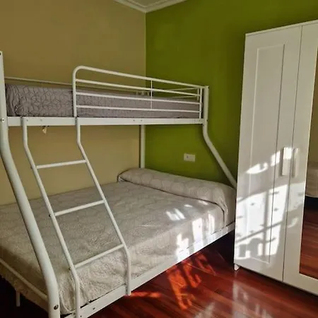 Amplia Casa Familiar Pontevedra
