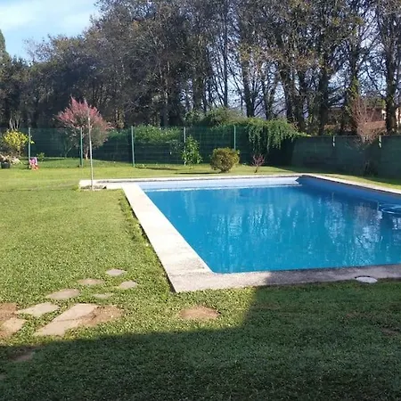 Amplia Casa Familiar Pontevedra