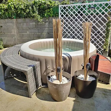 Casa Con Piscina Y Jacuzzi Apartment *