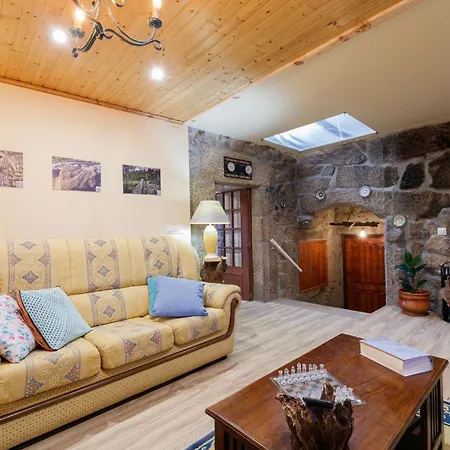 Holiday home A Casa Do Ferreiro *