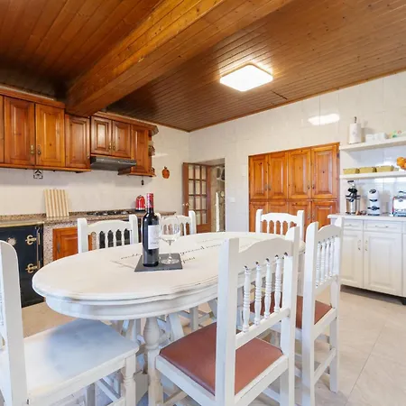 A Casa Do Ferreiro Holiday home Pontevedra