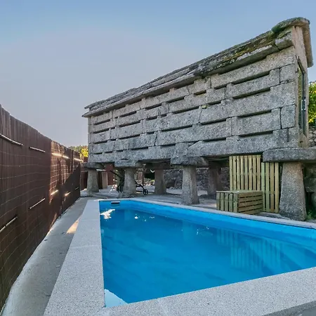 A Casa Do Ferreiro Holiday home Pontevedra