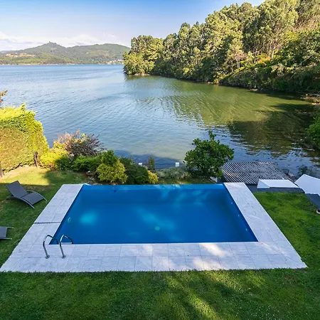 Holiday home Espectacular Casa Vilaboa *