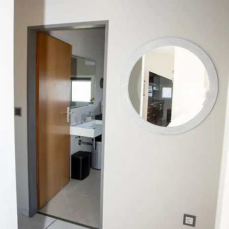 Pontevedra- A Caeira Apartment *