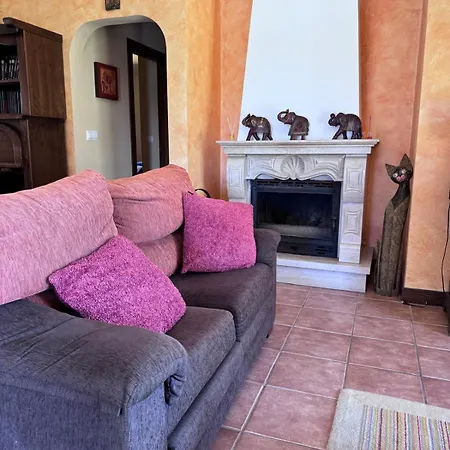 Holiday home Casa 2 Con Piscina Y Cenador Al Aire Libre *