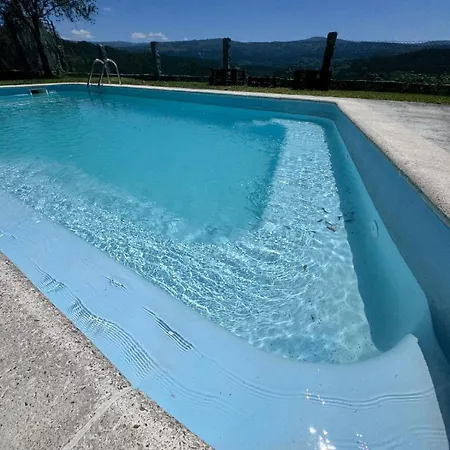Сasa de vacaciones Casa 2 Con Piscina Y Cenador Al Aire Libre Pontevedra