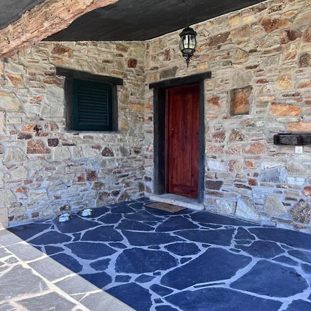 Holiday home Casa 2 Con Piscina Y Cenador Al Aire Libre *