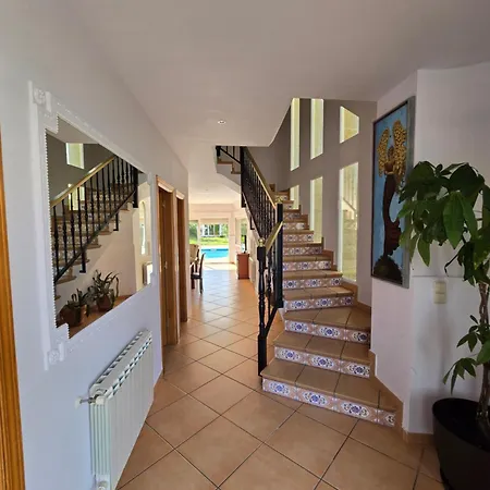 Major And Holiday home