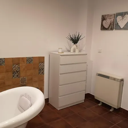 Casa Con Piscina Y Jacuzzi *