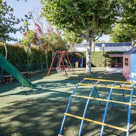 A6 Aldeamento Turístico