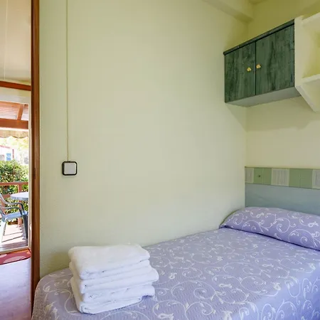 A4 * Pontevedra