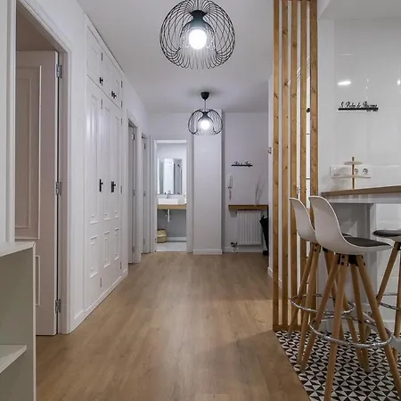 Aita Y Ama Apartment