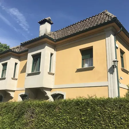 Rural Coliving Homestay