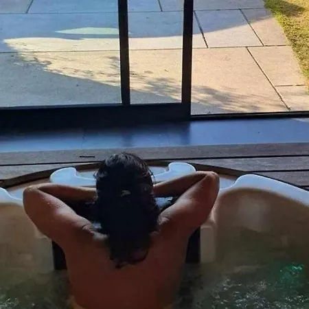 Con Piscinajardinbarbacoa Holiday home Pontevedra
