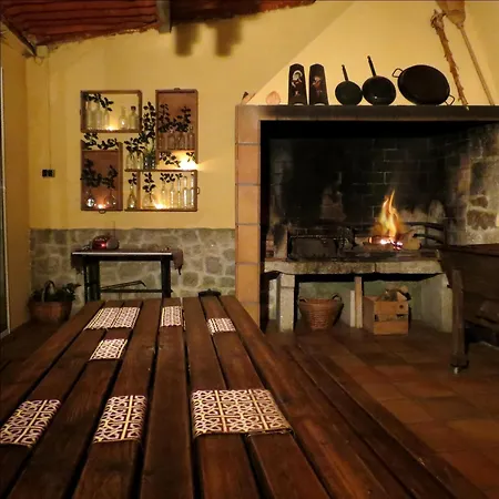Holiday home Con Piscinajardinbarbacoa Pontevedra
