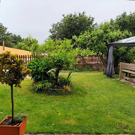 Holiday home Con Piscinajardinbarbacoa Pontevedra