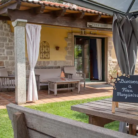 Con Piscinajardinbarbacoa Holiday home Pontevedra