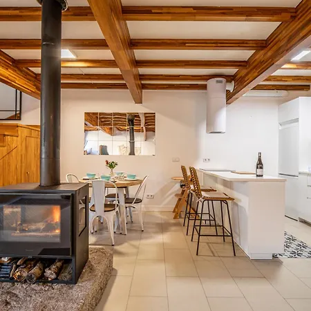 Holiday home Casa De Piedra En Naturaleza Ideal Relajarse, Aventura O Trabajar Pontevedra