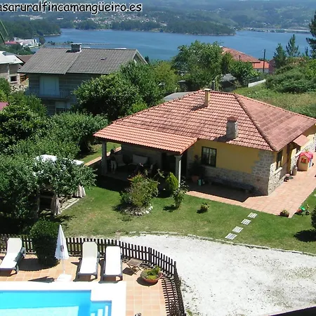 Con Piscinajardinbarbacoa Holiday home *