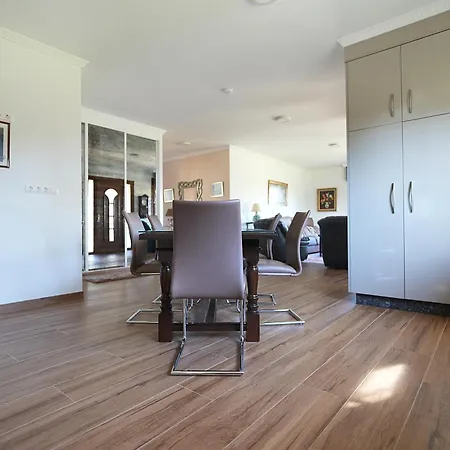 A Rochela Apartment *
