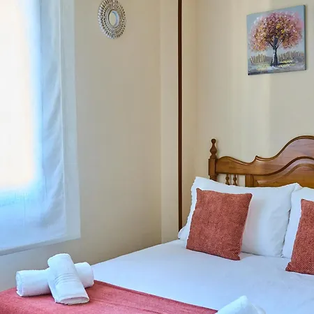 Terraza, 20min Playas, Lavadora & Secadora, X2 Parking Apartment