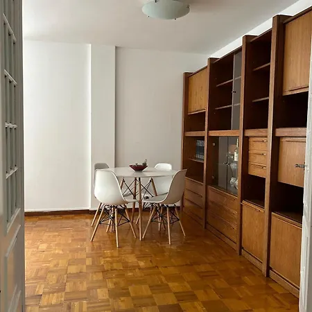 Apartment In Pontevedra's Downtown And Golf *