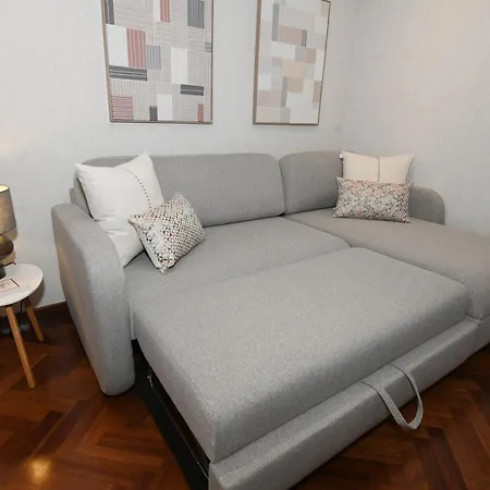 Lugris Apartment