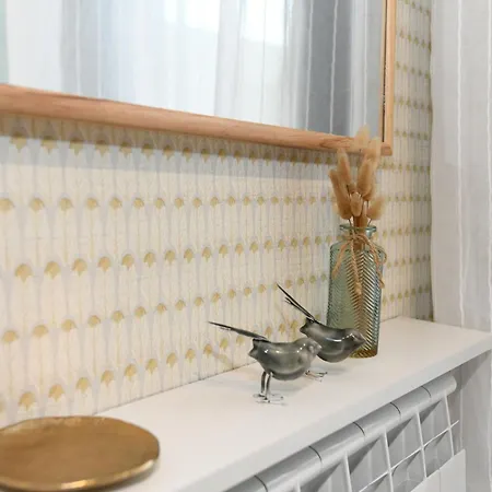 Lugris Apartment *