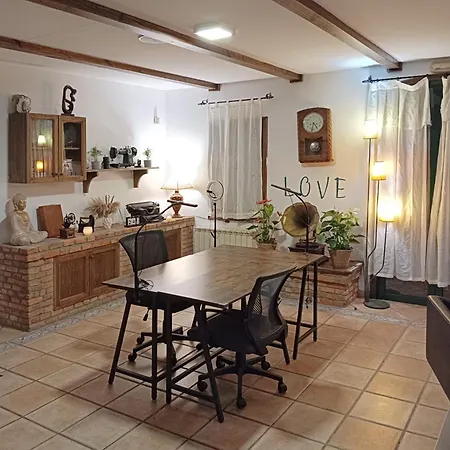 Rural Coliving Homestay