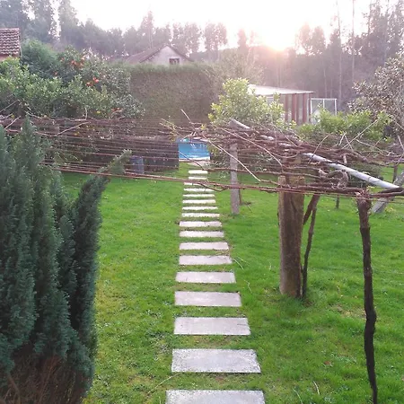 Casa rural Os Carballos *