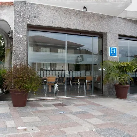 Hotel Rosalia De Castro 2*