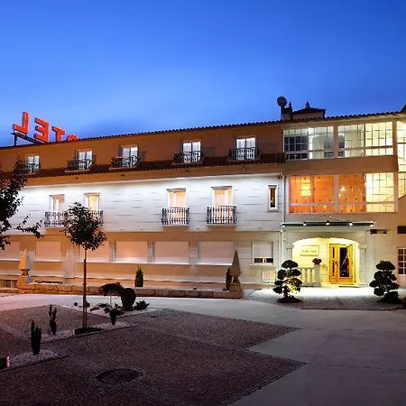 A Queimada Hotel 2*