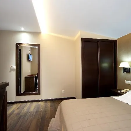 A Queimada Hotel 2*