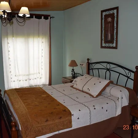 Os Carballos Casa rural *