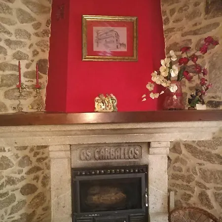 Casa rural Os Carballos