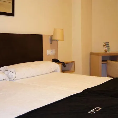 Hotel Room Hotel 2*