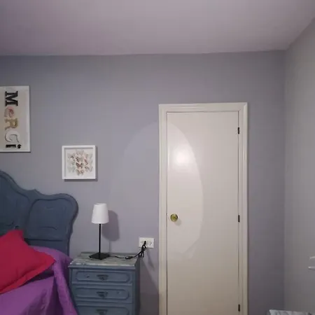 Clara *