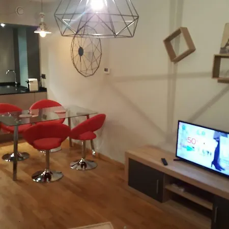 Herreros 28 Apartment *