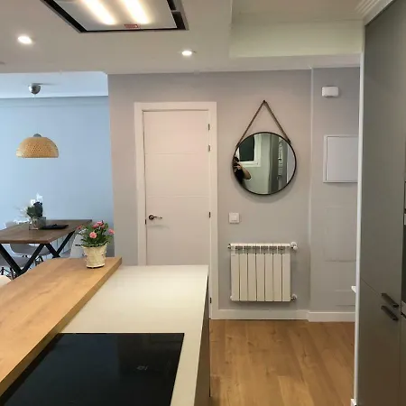 Moderno Centrico Y Soleado Apartment