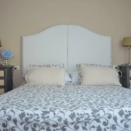 Hyp - Hortensias Apartment