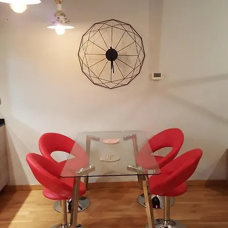 Herreros 28 Apartment *